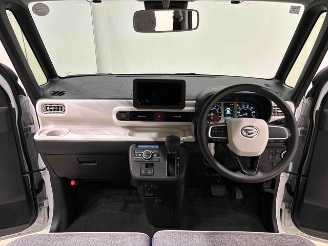 ムーヴキャンバス ストライプスG LEDオートライト・フォグランプ 電動パーキングブレーキ プッシュボタンスタート セキュリティアラーム バックカメラ 両側パワースライドドアウエルカムオープン機能 オート電動格納式ドアミラー(11枚目)