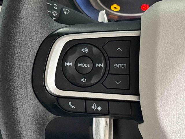 ムーヴキャンバス ストライプスG LEDオートライト・フォグランプ 電動パーキングブレーキ プッシュボタンスタート セキュリティアラーム バックカメラ 両側パワースライドドアウエルカムオープン機能 オート電動格納式ドアミラー(13枚目)