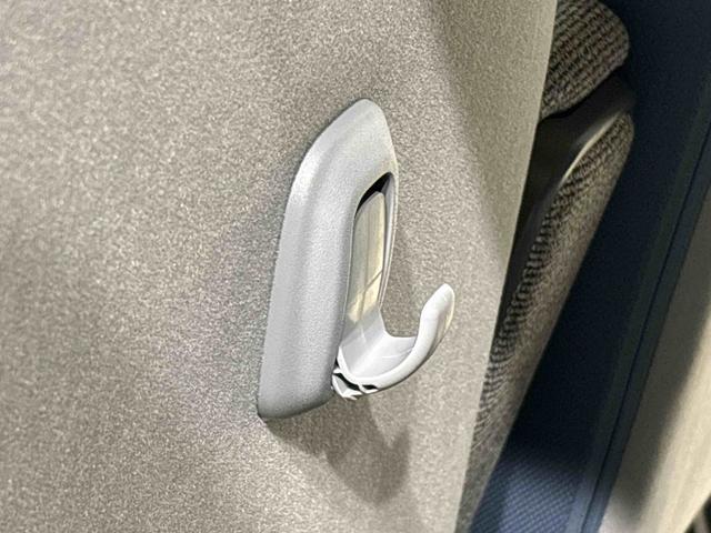 ムーヴキャンバス ストライプスG LEDオートライト・フォグランプ 電動パーキングブレーキ プッシュボタンスタート セキュリティアラーム バックカメラ 両側パワースライドドアウエルカムオープン機能 オート電動格納式ドアミラー(35枚目)