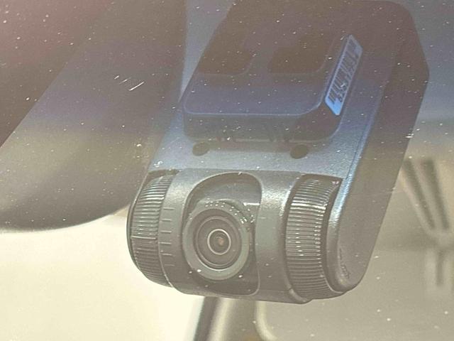 タント カスタムＲＳ　トップエディションＳＡＩＩＩ　ナビゲーション　ＬＥＤオートライト　パワースライドドア機能　オート電動格納式ドアミラー　ミラクルオープンドア　アルミホイール　キーフリーシステム（9枚目）