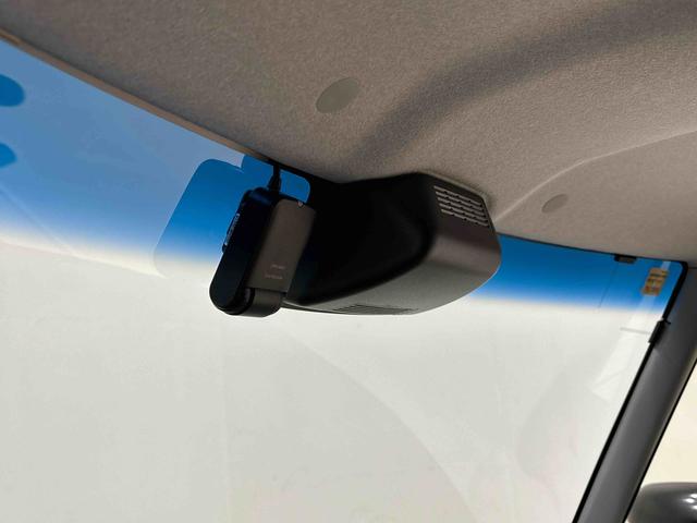 タント カスタムＲＳ　トップエディションＳＡＩＩＩ　ナビゲーション　ＬＥＤオートライト　パワースライドドア機能　オート電動格納式ドアミラー　ミラクルオープンドア　アルミホイール　キーフリーシステム（31枚目）