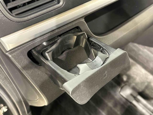 タント カスタムＲＳ　トップエディションＳＡＩＩＩ　ナビゲーション　ＬＥＤオートライト　パワースライドドア機能　オート電動格納式ドアミラー　ミラクルオープンドア　アルミホイール　キーフリーシステム（32枚目）