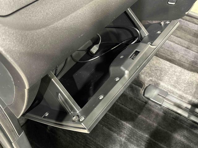 タント カスタムＲＳ　トップエディションＳＡＩＩＩ　ナビゲーション　ＬＥＤオートライト　パワースライドドア機能　オート電動格納式ドアミラー　ミラクルオープンドア　アルミホイール　キーフリーシステム（33枚目）