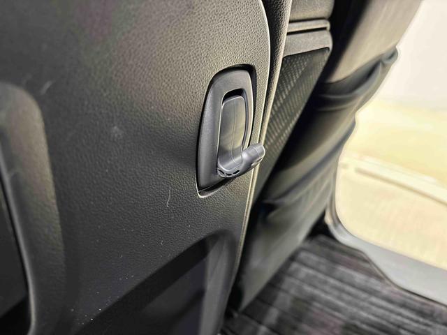 タント カスタムＲＳ　トップエディションＳＡＩＩＩ　ナビゲーション　ＬＥＤオートライト　パワースライドドア機能　オート電動格納式ドアミラー　ミラクルオープンドア　アルミホイール　キーフリーシステム（35枚目）