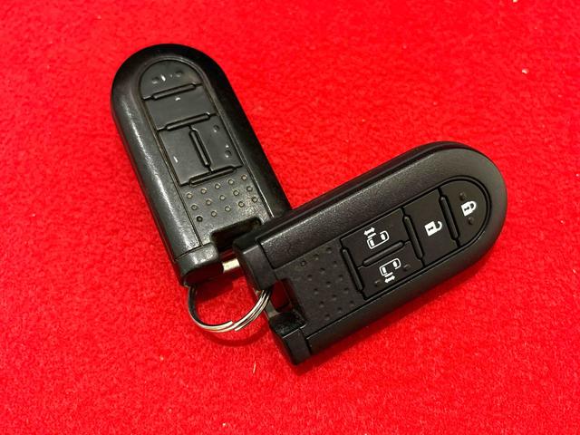 タント カスタムＲＳ　トップエディションＳＡＩＩＩ　ナビゲーション　ＬＥＤオートライト　パワースライドドア機能　オート電動格納式ドアミラー　ミラクルオープンドア　アルミホイール　キーフリーシステム（51枚目）