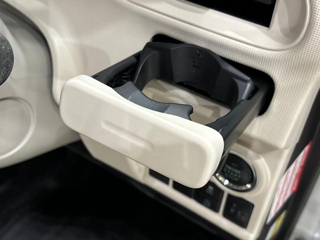 ムーヴキャンバス Xメイクアップ SAII CDチューナー 電動格納ドアミラー ハロゲンライト LEDフォグランプ 置き楽ボックス オートライト プッシュボタンスタート セキュリティアラーム(19枚目)