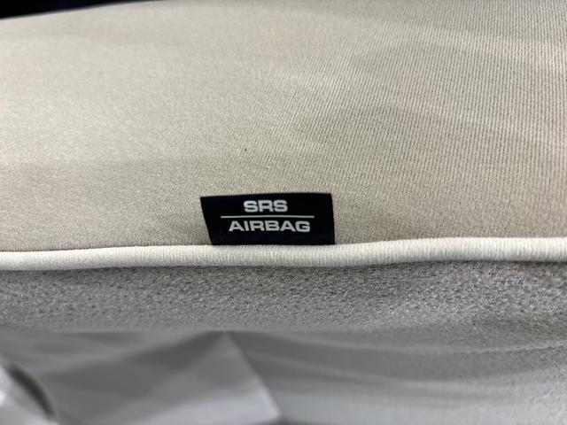 ムーヴキャンバス Xメイクアップ SAII CDチューナー 電動格納ドアミラー ハロゲンライト LEDフォグランプ 置き楽ボックス オートライト プッシュボタンスタート セキュリティアラーム(23枚目)