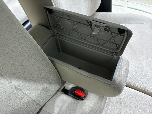 ムーヴキャンバス Xメイクアップ SAII CDチューナー 電動格納ドアミラー ハロゲンライト LEDフォグランプ 置き楽ボックス オートライト プッシュボタンスタート セキュリティアラーム(24枚目)