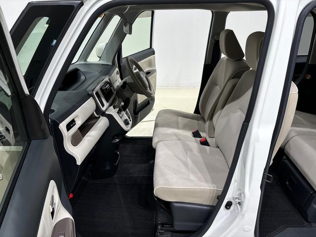 ムーヴキャンバス Xメイクアップ SAII CDチューナー 電動格納ドアミラー ハロゲンライト LEDフォグランプ 置き楽ボックス オートライト プッシュボタンスタート セキュリティアラーム(29枚目)