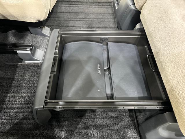 ムーヴキャンバス Xメイクアップ SAII CDチューナー 電動格納ドアミラー ハロゲンライト LEDフォグランプ 置き楽ボックス オートライト プッシュボタンスタート セキュリティアラーム(31枚目)