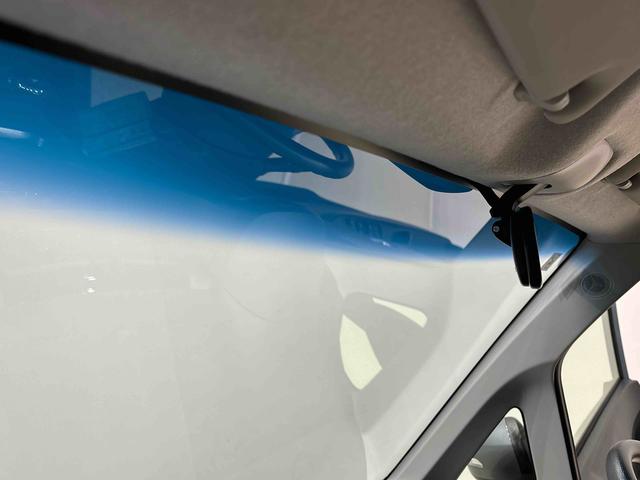 ムーヴ カスタム X AM/FMCDステレオ アルミホイール付 プッシュボタンスタート オートライト HIDヘッドライト フロントフォグランプ オートエアコン セキュリティアラーム 運転席シートリフター フロントトップシェードガラス ターンランプ付きドアミラー(23枚目)