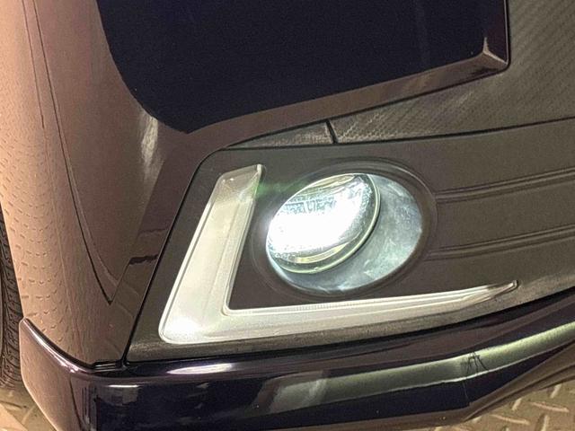 ＬＥＤフォグランプ　ＬＥＤの明るい光が霧の発生や悪天候時に視界確保をサポートします！