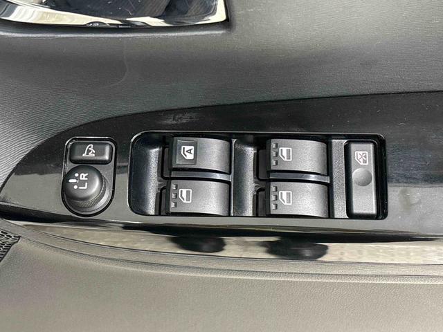 タント カスタムRS トップエディションSA ナビ バックカメラ ETC LEDオートライト パワースライドドアウェルカムオープン機能 オート電動格納式ドアミラー 助手席ロングスライド 助手席イージークローザー アルミホイール キーフリーシステム(27枚目)