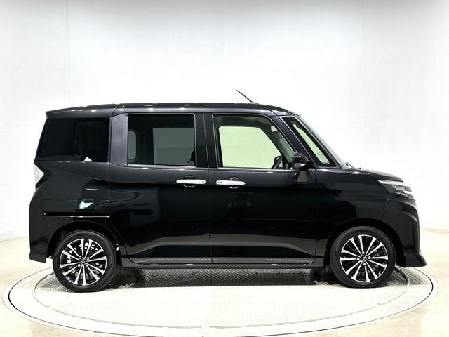 トール カスタムＧ　ターボ　　両側パワースライドドア　電子パーキング　ＬＥＤヘッドランプ・フォグランプ　　１５インチアルミホイール　オートライト　プッシュボタンスタート　クルーズコントロール　　コーナーセンサー　パワースライドドア　キーフリーシステム（7枚目）