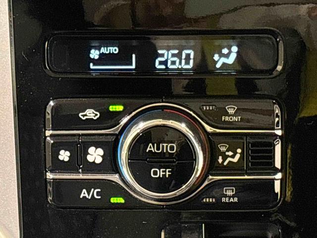 トール カスタムＧ　ターボ　　両側パワースライドドア　電子パーキング　ＬＥＤヘッドランプ・フォグランプ　　１５インチアルミホイール　オートライト　プッシュボタンスタート　クルーズコントロール　　コーナーセンサー　パワースライドドア　キーフリーシステム（16枚目）