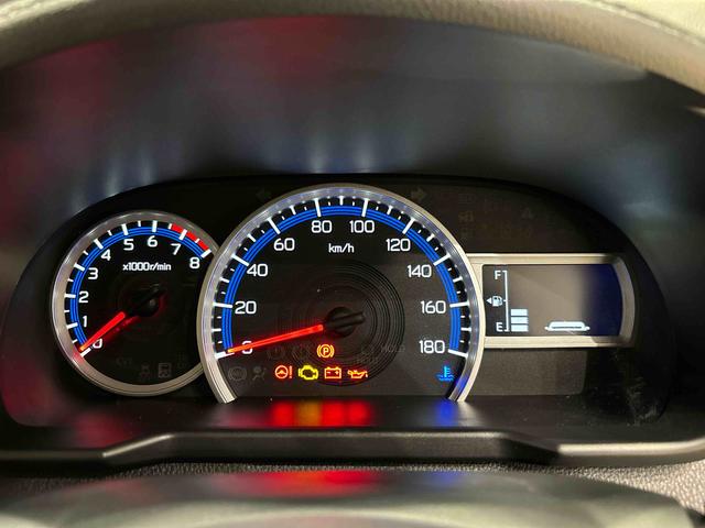 トール カスタムＧ　ターボ　　両側パワースライドドア　電子パーキング　ＬＥＤヘッドランプ・フォグランプ　　１５インチアルミホイール　オートライト　プッシュボタンスタート　クルーズコントロール　　コーナーセンサー　パワースライドドア　キーフリーシステム（18枚目）