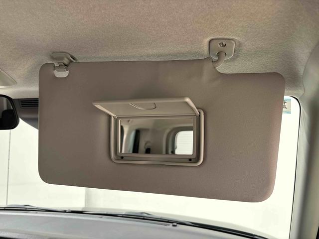 トール カスタムＧ　ターボ　　両側パワースライドドア　電子パーキング　ＬＥＤヘッドランプ・フォグランプ　　１５インチアルミホイール　オートライト　プッシュボタンスタート　クルーズコントロール　　コーナーセンサー　パワースライドドア　キーフリーシステム（25枚目）