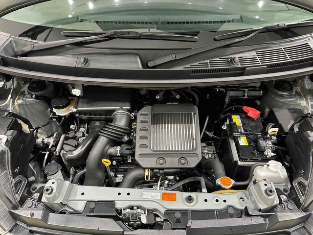 トール カスタムＧ　ターボ　　両側パワースライドドア　電子パーキング　ＬＥＤヘッドランプ・フォグランプ　　１５インチアルミホイール　オートライト　プッシュボタンスタート　クルーズコントロール　　コーナーセンサー　パワースライドドア　キーフリーシステム（41枚目）