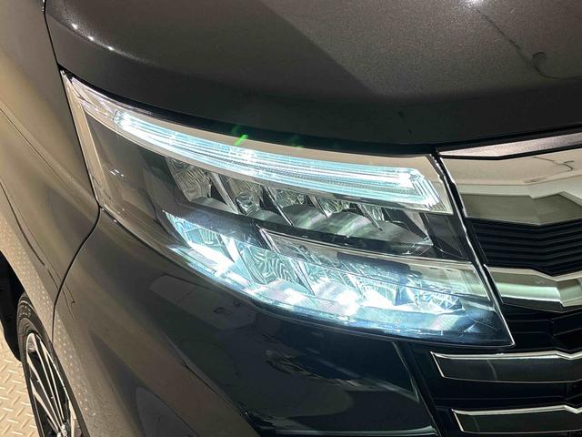 トール カスタムＧ　ターボ　　両側パワースライドドア　電子パーキング　ＬＥＤヘッドランプ・フォグランプ　　１５インチアルミホイール　オートライト　プッシュボタンスタート　クルーズコントロール　　コーナーセンサー　パワースライドドア　キーフリーシステム（43枚目）