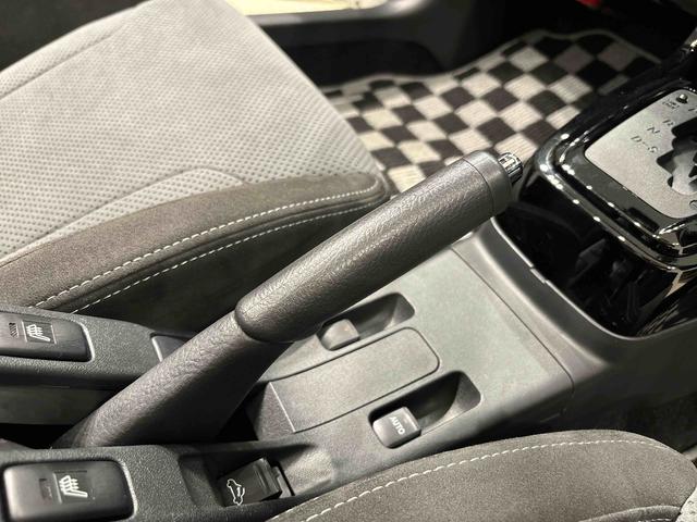 コペン GR スポーツ 電動開閉式ルーフ LEDヘッドランプ ハロゲンフォグランプ 16インチタイヤ&アルミホイール プッシュボタンスタート セキュリティアラーム スタビライザー(フロント・リヤ)(24枚目)