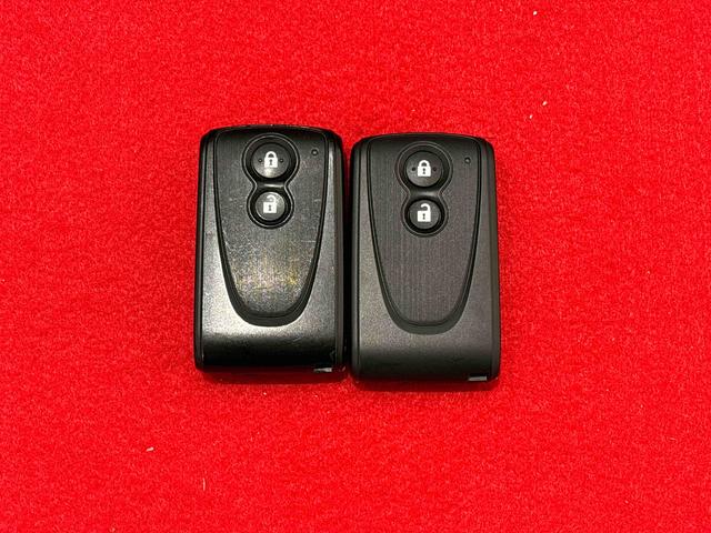 コペン GR スポーツ 電動開閉式ルーフ LEDヘッドランプ ハロゲンフォグランプ 16インチタイヤ&アルミホイール プッシュボタンスタート セキュリティアラーム スタビライザー(フロント・リヤ)(49枚目)