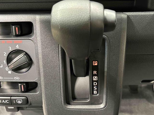 ハイゼットカーゴ ＤＸ　キーレスエントリー　マニュアルエアコン　運転席・助手席パワーウインドウ　オートライト　ハンド式サイドブレーキ　ハロゲンヘッドライト　アイドリングストップ機能　　　テンパータイヤ（16枚目）