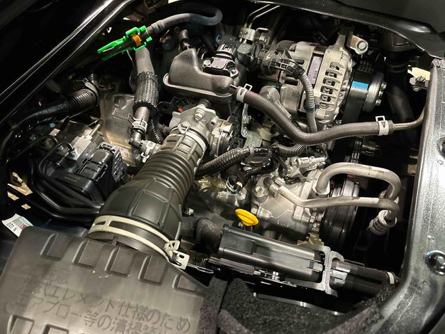 ハイゼットカーゴ ＤＸ　キーレスエントリー　マニュアルエアコン　運転席・助手席パワーウインドウ　オートライト　ハンド式サイドブレーキ　ハロゲンヘッドライト　アイドリングストップ機能　　　テンパータイヤ（35枚目）