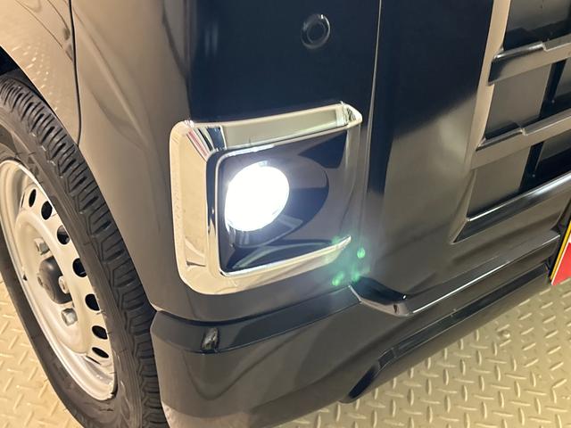 ハイゼットカーゴ ＤＸ　キーレスエントリー　マニュアルエアコン　運転席・助手席パワーウインドウ　オートライト　ハンド式サイドブレーキ　ハロゲンヘッドライト　アイドリングストップ機能　　　テンパータイヤ（40枚目）