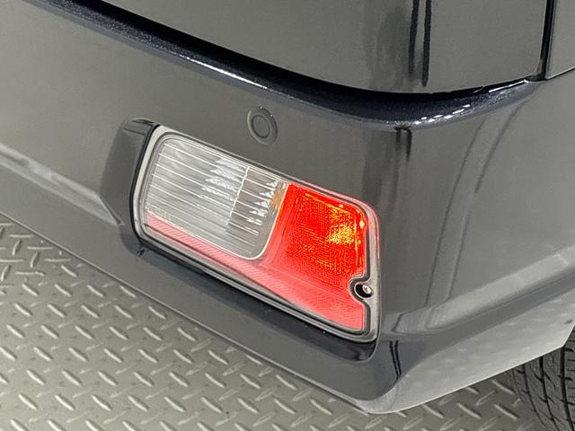 ハイゼットカーゴ ＤＸ　キーレスエントリー　マニュアルエアコン　運転席・助手席パワーウインドウ　オートライト　ハンド式サイドブレーキ　ハロゲンヘッドライト　アイドリングストップ機能　　　テンパータイヤ（41枚目）