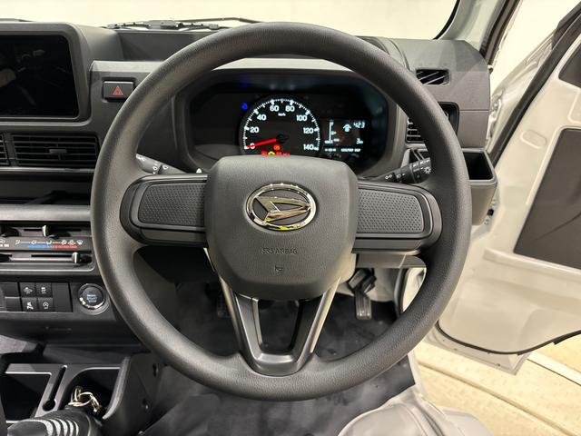 ハイゼットトラック ジャンボエクストラ　プッシュボタンスタート　パワーウインドー　電動格納式ドアミラー　ガードフレーム　格納式テールゲートチェーン　ＬＥＤへッドランプ　ＬＥＤフォグランプ　スペアタイヤ（11枚目）