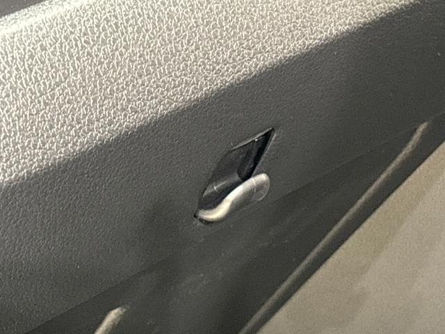 ハイゼットトラック ジャンボエクストラ　プッシュボタンスタート　パワーウインドー　電動格納式ドアミラー　ガードフレーム　格納式テールゲートチェーン　ＬＥＤへッドランプ　ＬＥＤフォグランプ　スペアタイヤ（26枚目）