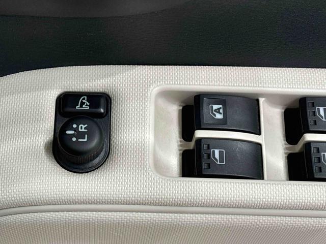 ミラココア ココアL CDチューナー マニュアルエアコン ハロゲンヘッドランプ フルホイールキャップ オートライト キーフリーシステム セキュリティアラーム 電動格納ドアミラー マニュアルエアコン アイドリングストップ(16枚目)