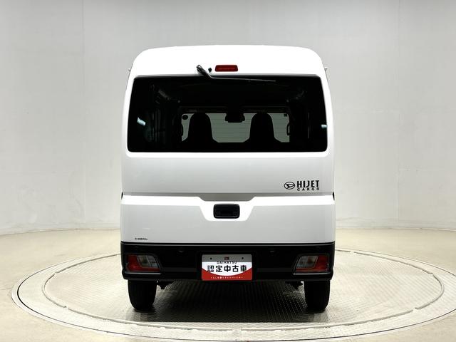 ハイゼットカーゴ ＤＸ　４ＷＤ　キーレスエントリー　オーバーヘッドシェルフ　ハロゲンヘッドランプ　トップシェイドガラス　荷室ランプ　コーナーセンサー　ＡＭ・ＦＭラジオ　テンパータイヤ（9枚目）