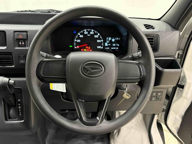 ハイゼットカーゴ ＤＸ　４ＷＤ　キーレスエントリー　オーバーヘッドシェルフ　ハロゲンヘッドランプ　トップシェイドガラス　荷室ランプ　コーナーセンサー　ＡＭ・ＦＭラジオ　テンパータイヤ（11枚目）