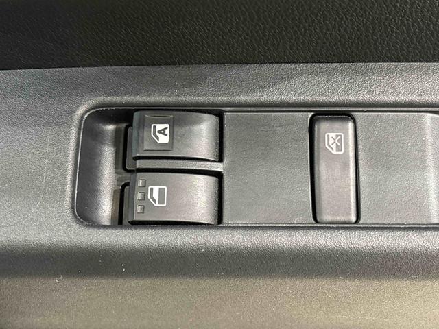 ハイゼットカーゴ ＤＸ　４ＷＤ　キーレスエントリー　オーバーヘッドシェルフ　ハロゲンヘッドランプ　トップシェイドガラス　荷室ランプ　コーナーセンサー　ＡＭ・ＦＭラジオ　テンパータイヤ（23枚目）