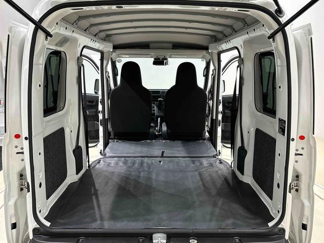 ハイゼットカーゴ ＤＸ　４ＷＤ　キーレスエントリー　オーバーヘッドシェルフ　ハロゲンヘッドランプ　トップシェイドガラス　荷室ランプ　コーナーセンサー　ＡＭ・ＦＭラジオ　テンパータイヤ（34枚目）