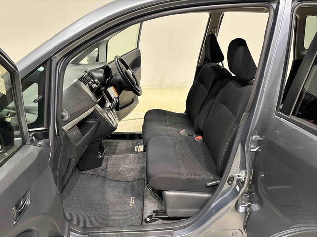 ムーヴ カスタム　ＲＳ　ＳＡ　ＬＥＤヘッドランプ・フォグランプ・オートライト・プッシュボタンスタート・オートエアコン・アイドリングストップ（30枚目）