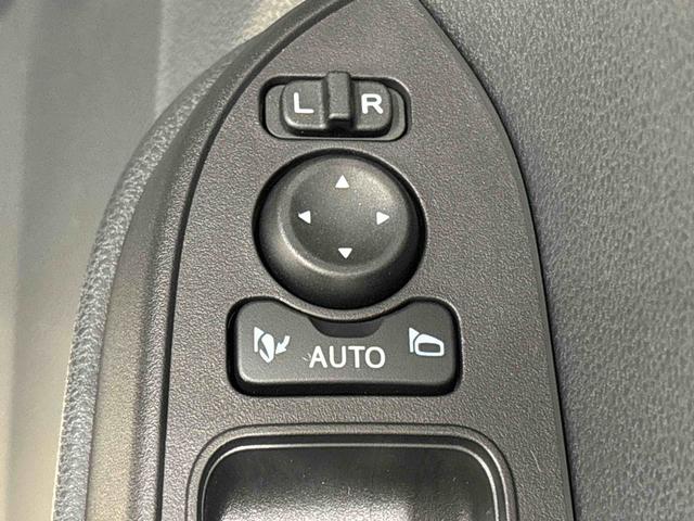 タント カスタムRS バックモニター 運転席・助手席シートヒーター 電動パーキングブレーキ LEDヘッドライト・フォグランプ 純正15インチアルミホイール キーフリーシステム オートライト サイドエアバッグ オートエアコン 革巻きステアリングホイール(24枚目)