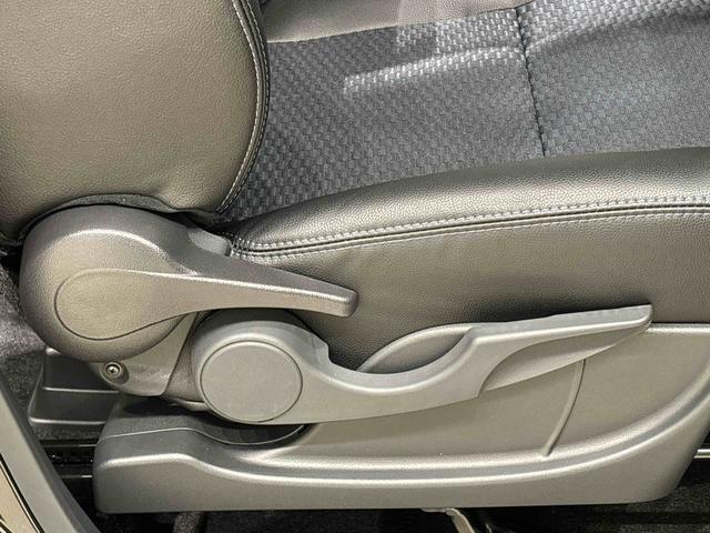 タント カスタムRS バックモニター 運転席・助手席シートヒーター 電動パーキングブレーキ LEDヘッドライト・フォグランプ 純正15インチアルミホイール キーフリーシステム オートライト サイドエアバッグ オートエアコン 革巻きステアリングホイール(28枚目)