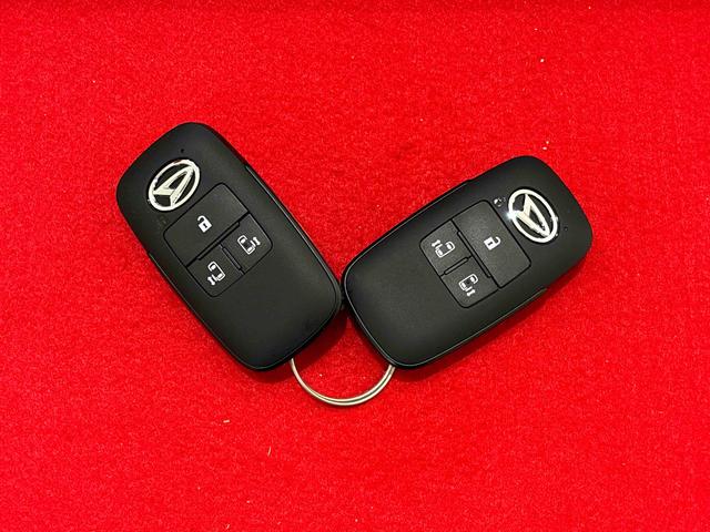 タント カスタムRS バックモニター 運転席・助手席シートヒーター 電動パーキングブレーキ LEDヘッドライト・フォグランプ 純正15インチアルミホイール キーフリーシステム オートライト サイドエアバッグ オートエアコン 革巻きステアリングホイール(51枚目)