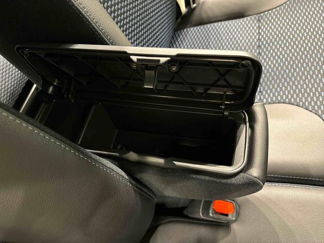 タント カスタムRS バックモニター 運転席・助手席シートヒーター 電動パーキングブレーキ 後席両側パワースライドドア オートライト サイドエアバッグ LEDヘッドライト・フォグランプ 純正15インチアルミホイール キーフリーシステム セキュリティーアラーム(30枚目)