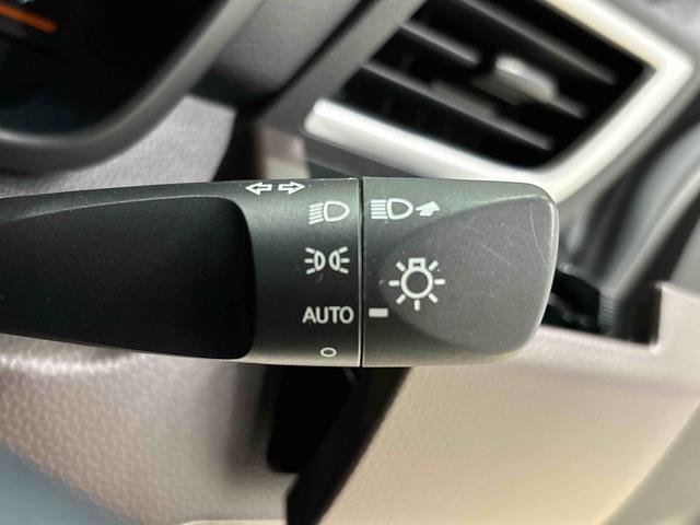 トール Ｇ　ＳＡＩＩ　　純正ナビ　　パノラマモニター　ＥＴＣ　ハロゲンヘッドランプ　１４インチフルホイールキャップ　オートライト　プッシュボタンスタート　クルーズコントロール　パワースライドドア　コーナーセンサー（23枚目）