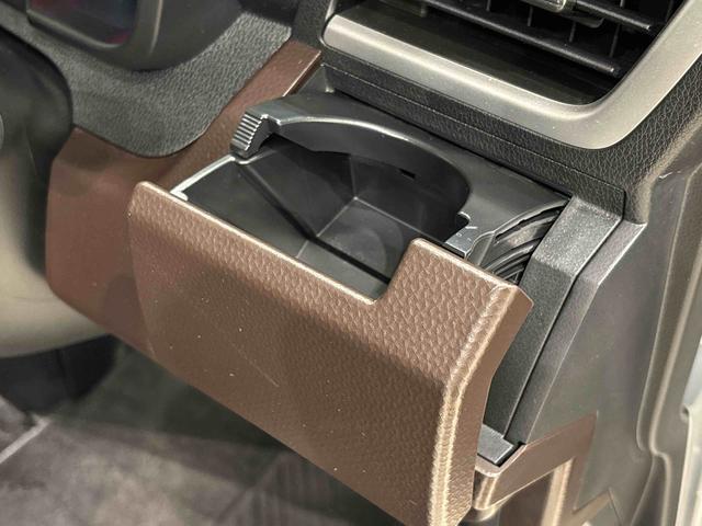 トール Ｇ　ＳＡＩＩ　　純正ナビ　　パノラマモニター　ＥＴＣ　ハロゲンヘッドランプ　１４インチフルホイールキャップ　オートライト　プッシュボタンスタート　クルーズコントロール　パワースライドドア　コーナーセンサー（28枚目）