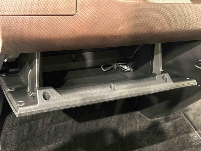 トール Ｇ　ＳＡＩＩ　　純正ナビ　　パノラマモニター　ＥＴＣ　ハロゲンヘッドランプ　１４インチフルホイールキャップ　オートライト　プッシュボタンスタート　クルーズコントロール　パワースライドドア　コーナーセンサー（35枚目）