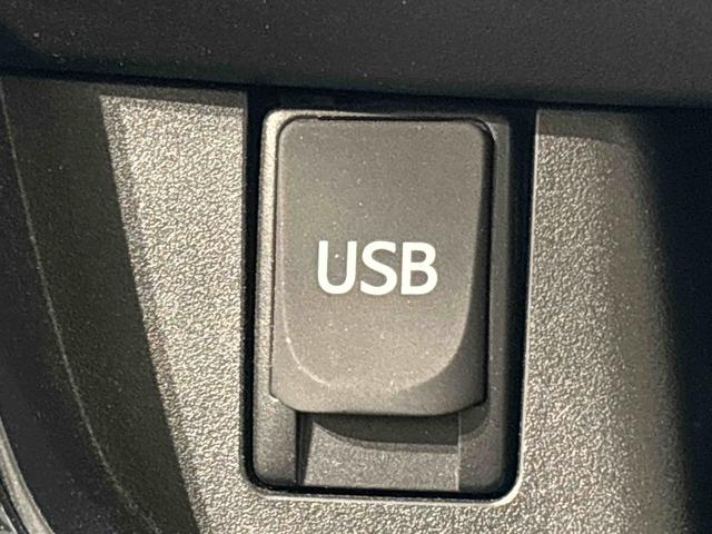 ムーヴ カスタム XリミテッドSA ナビ バックモニター キーフリー オートエアコン プッシュボタンスタート オートライト USBソケット フォグランプ 電動格納機能付きミラー シートリフター ショッピングフック シートアンダートレイ セキュリティーアラーム(15枚目)