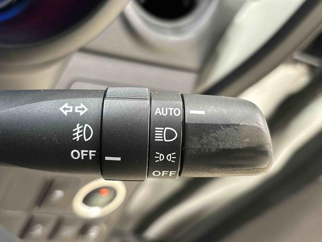 ムーヴ カスタム XリミテッドSA ナビ バックモニター キーフリー オートエアコン プッシュボタンスタート オートライト USBソケット フォグランプ 電動格納機能付きミラー シートリフター ショッピングフック シートアンダートレイ セキュリティーアラーム(22枚目)