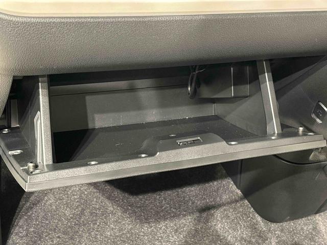 ムーヴキャンバス ストライプスＧ　ナビ・バックカメラ　ＬＥＤオートライト・フォグランプ　電動パーキングブレーキ　プッシュボタンスタート　セキュリティアラーム　バックカメラ　両側パワースライドドアウエルカムオープン機能　オート電動格納式ドアミラー（33枚目）