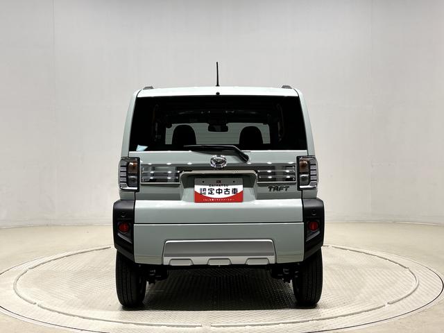 タフト G クロムベンチャー スカイフィールトップ クロムパック メッキパック シルバーアンダーガーニッシュ インテリアアクセント LEDオートライト&フォグランプ 電動パーキングブレーキ バックカメラ アルミホイール(9枚目)