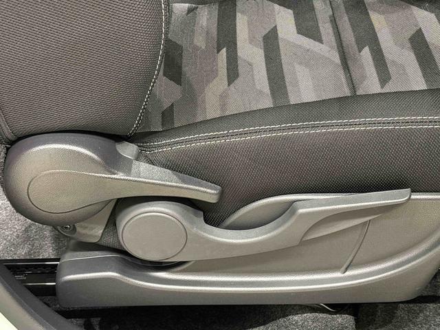 タフト G クロムベンチャー スカイフィールトップ クロムパック メッキパック シルバーアンダーガーニッシュ インテリアアクセント LEDオートライト&フォグランプ 電動パーキングブレーキ バックカメラ アルミホイール(28枚目)