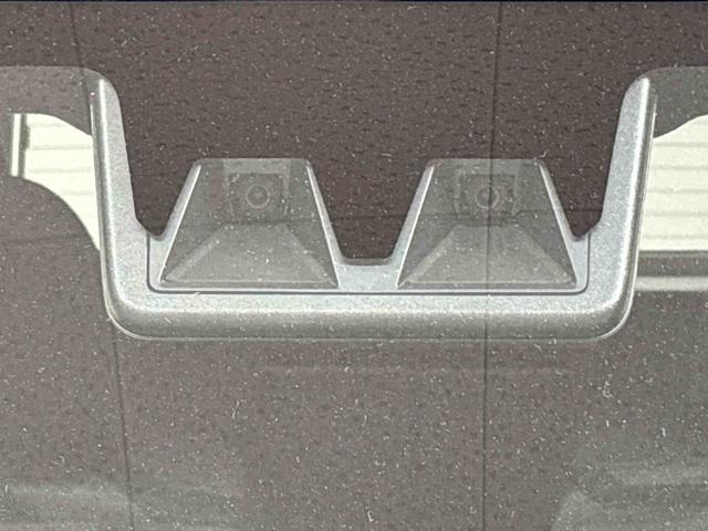 タフト G クロムベンチャー スカイフィールトップ クロムパック メッキパック シルバーアンダーガーニッシュ インテリアアクセント LEDオートライト&フォグランプ 電動パーキングブレーキ バックカメラ アルミホイール(41枚目)